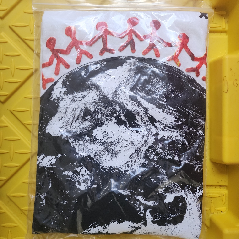Travis Scott White Astroworld Tee with Earth Graphic - Picture 7 of 11